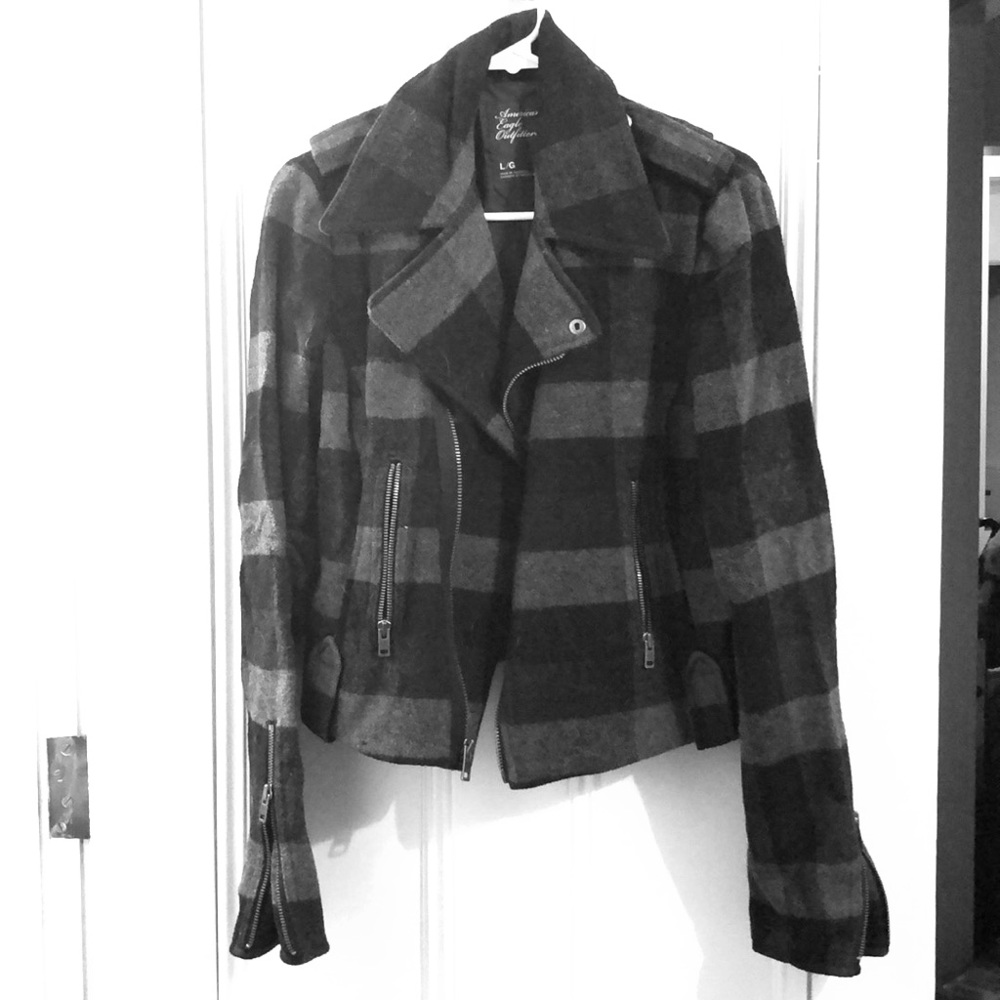 Cropped Jacket.